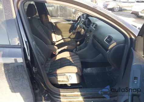 2012 Volkswagen Gti 4-Door z USA, uszkodzony, nr VIN WVWGD7AJ3CW347083